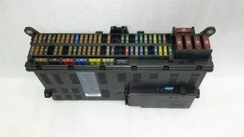 BMW BMW X5 E53 Fuse Box 6907395 Fuse Box