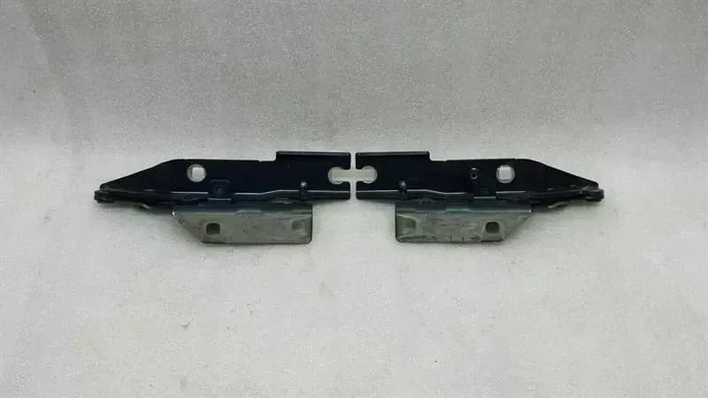 BMW BMW 5 Series E60 E61 Bonnet Hinges 7008727 hood hinge set