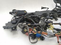 BMW BMW M5 M6 E63 S85 V10 E60 Engine Wiring Loom 12517837618 RHD UK AU JP up to 2007 — thumbnail 3