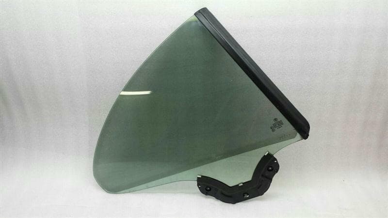 BMW BMW 6 Series E64 Right Rear 1/4 Glass 7186644 Door Window 1/4 Rear Right