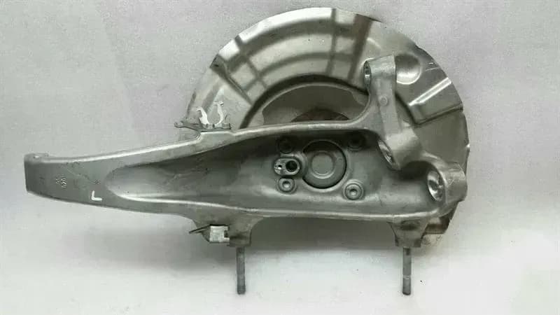 BMW BMW 5 Series F10 M5 M6 Left Front Hub 31212284053 Wheel Bearing Housing Front Left
