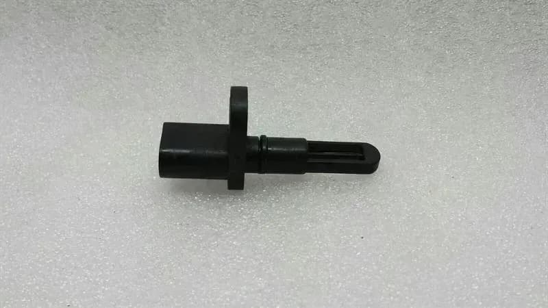 VW Volkswagen Golf Temperature Sensor 06B905379D Temperature Sensor