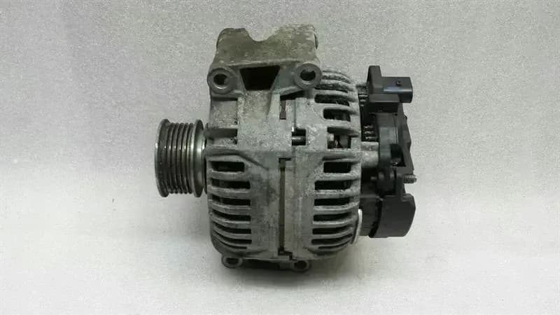VW Volkswagen Golf Unknown Alternator 06B903016AB Alternator