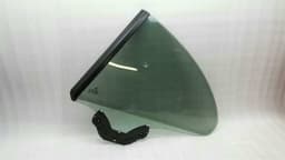BMW BMW 6 Series E64 Left Rear 1/4 Glass 7186643 Door Window 1/4 Rear Left — thumbnail 2