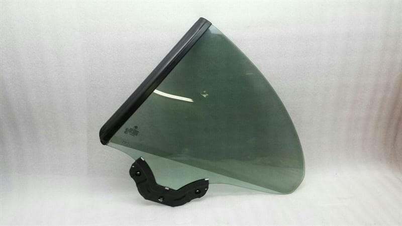 BMW BMW 6 Series E64 Left Rear 1/4 Glass 7186643 Door Window 1/4 Rear Left