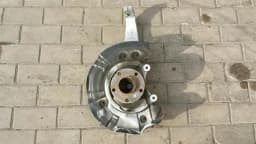 BMW BMW F01 F07 Wheel Bearing Housing Knuckle Front Left 31214082753 Front Left Hub — thumbnail 4