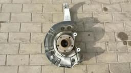 BMW BMW F01 F07 Wheel Bearing Housing Knuckle Front Left 31214082753 Front Left Hub — thumbnail 1