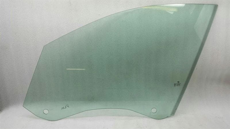 BMW BMW 5 Series F07 GT door window front left 7197909 left front door glass