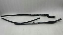 AUDI Audi RS4 8H B7 RHD Wiper Arm Set Kit 8H2955407A Right Handlebar — thumbnail 1