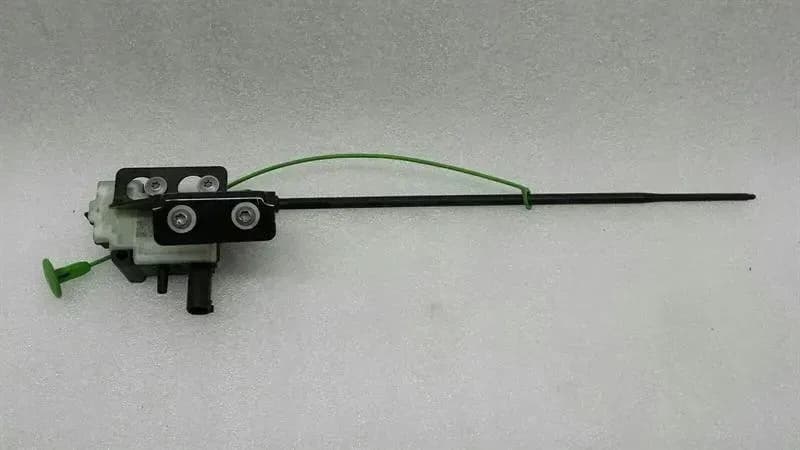 BMW BMW F07 GT actuator filler flap tank cap actuator 7139398 cap actuator
