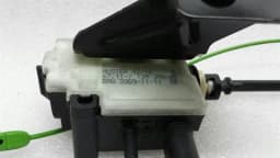 BMW BMW F07 GT actuator filler flap tank cap actuator 7139398 cap actuator — thumbnail 6