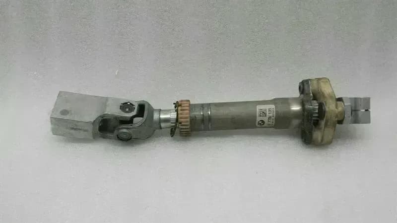 BMW BMW 5 Series F07 GT joint steering column bottom 6778135 steering joint shaft lower