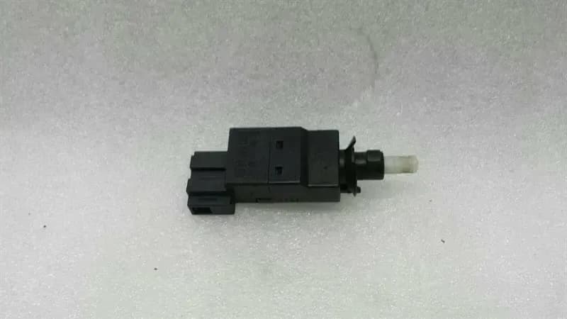 MERCEDES-BENZ Mercedes E Class W211 Brake Light Switch A0015454009 Brake Pedal Switch