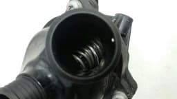 BMW BMW 5 Series E60 thermostat housing 7549476 thermostat housing 535i N54 — thumbnail 4