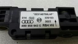 AUDI Audi A8 8E crash sensor 4B0959643C impact sensor sides — thumbnail 2