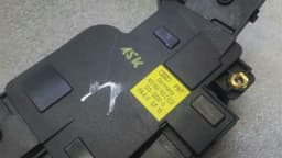 AUDI Audi A8 8e Left Seat Switch 4E9959765C Seat Switch Front Left — thumbnail 4