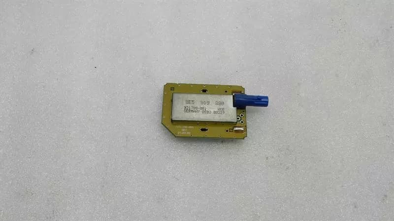 AUDI Audi A8 8E GPS Aerial / Antenna 8E5919889 Sat Nav Antenna