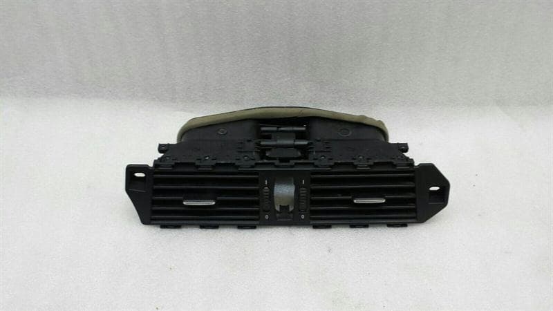 BMW BMW 5 Series E60 Center Air Vent 9112206 Ventilation Nozzle Vent Grille Center LCI
