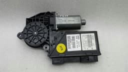 AUDI Audi A8 8E RHD door window engine 4E2959801 right hand drive — thumbnail 1