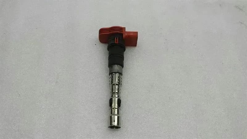 AUDI Audi A8 8e Ignition Coil 077905115E Ignition Coil 4.2 V8