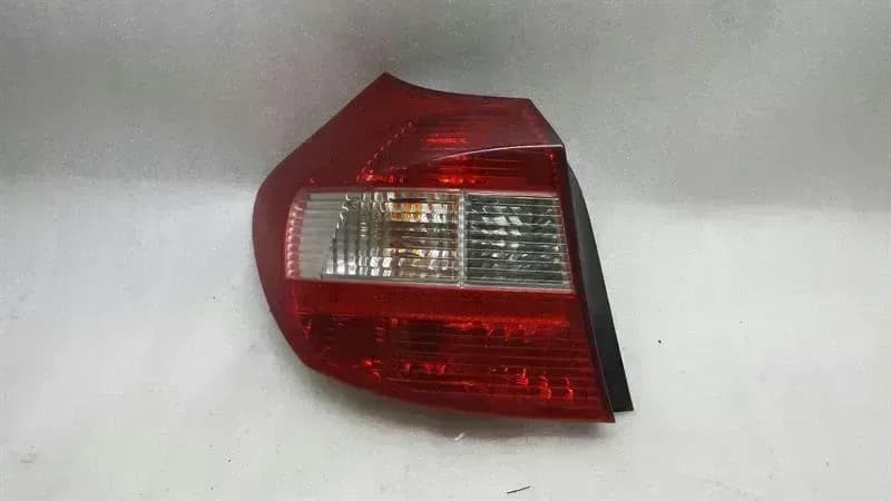 BMW BMW 1er E81 E87 6924501 Rückleuchte Hinten links Left Rear Light