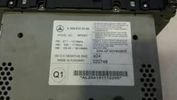 MERCEDES-BENZ Mercedes CLK W209 CD player A2098700589 audio system controller unit 06-09 mop — thumbnail 7