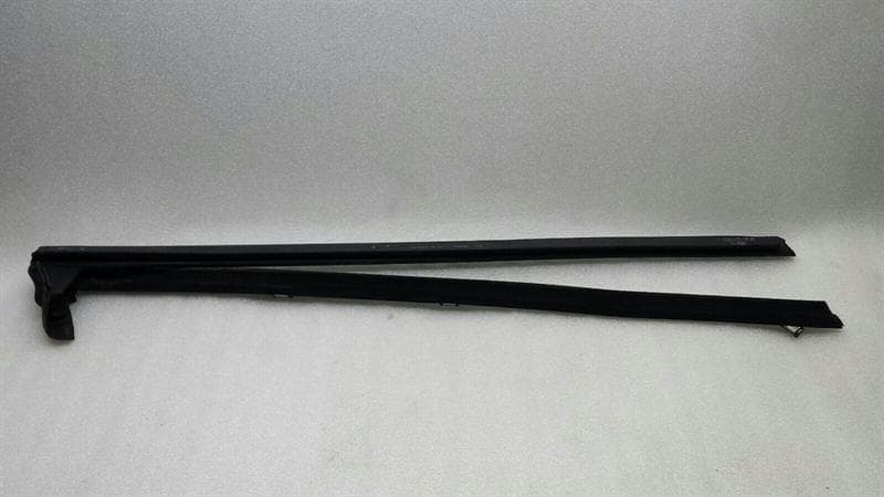 MERCEDES-BENZ Mercedes CLK W209 Right Body Moulding A2096700238 Bar Right