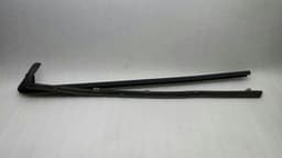 MERCEDES-BENZ Mercedes CLK W209 Right Body Moulding A2096700238 Bar Right — thumbnail 3