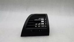 BMW BMW 1 Series E87 RHD Left Air Vent 7059187 right handlebar — thumbnail 2