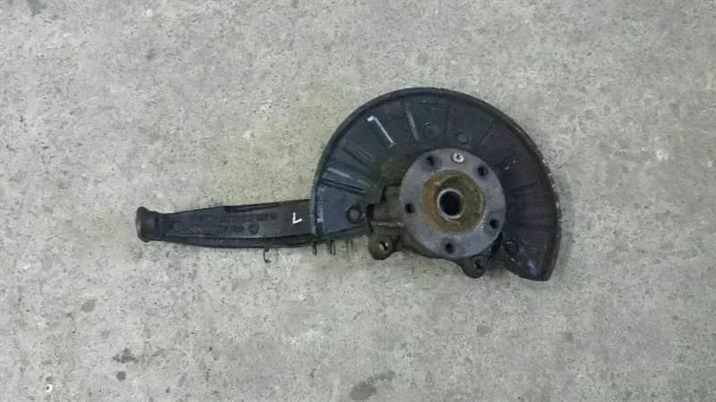 VW VW Touareg 7L wheel bearing housing knuckle front left 7L0407257A front left hub