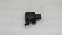 BMW BMW 7 series E65 E66 dpf pressure sensor 7789219 EXHAUST PRESSURE SENSOR — thumbnail 1