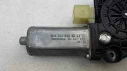MERCEDES-BENZ Mercedes C Class W203 RRH Door Window Motor A2037301046 Window Regulator Motor — thumbnail 3
