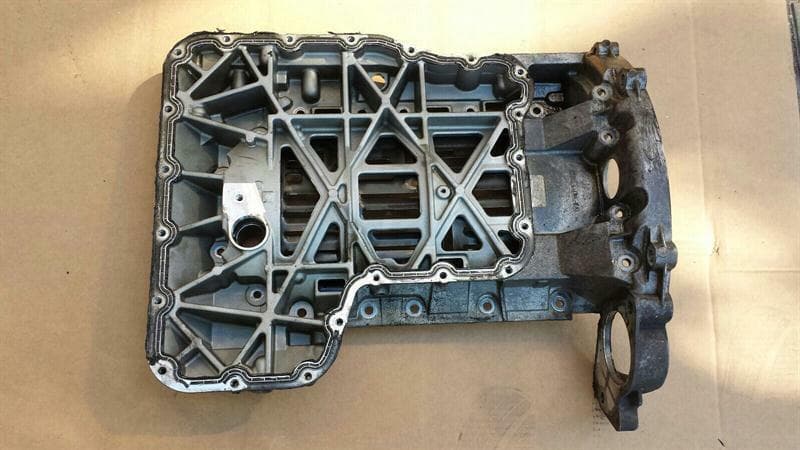 JAGUAR JAGUAR S-type engine oil pan oil sump 4R8Q6U004EA OIL PAN