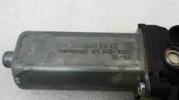 MERCEDES-BENZ Mercedes C Class W203 RLH Door Window Motor A2037300946 Window Regulator Motor — thumbnail 7