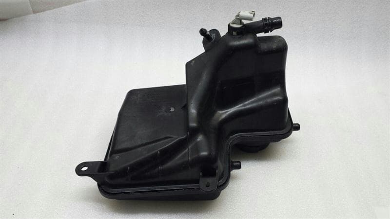 BMW BMW 7 Series E65 E66 Expansion Tank 17137508008 Expansion Tank Coolant