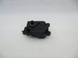 MERCEDES-BENZ Mercedes E Class W211 Vent Flap Engine A2038201642 Servo Motor — thumbnail 2