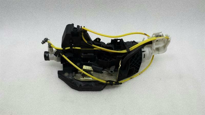 MERCEDES-BENZ Mercedes S-class W220 door lock rear right A2207305835 door lock soft close