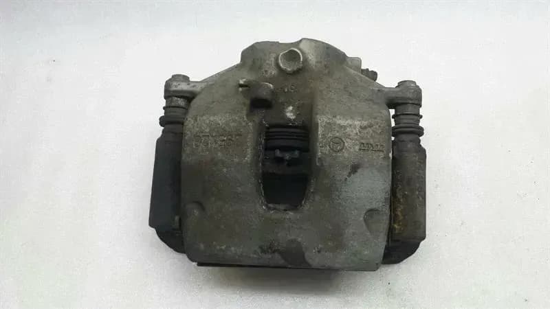 MERCEDES-BENZ Mercedes C Class W204 Right Front Caliper A2044212681 Brake Caliper Front Right