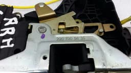 MERCEDES-BENZ Mercedes S-class W220 door lock rear right A2207305835 door lock soft close — thumbnail 4