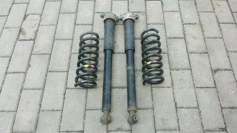 MERCEDES-BENZ Mercedes C Class W204 Shock Absorber Rear A2043260500 Rear Shock Absorber Set