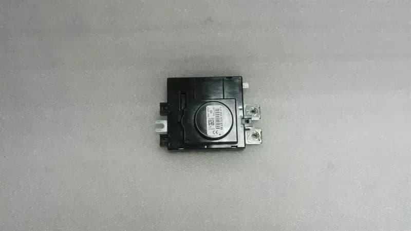 MERCEDES-BENZ Mercedes C class W204 antenna amplifier A2048702789 control unit amplifier