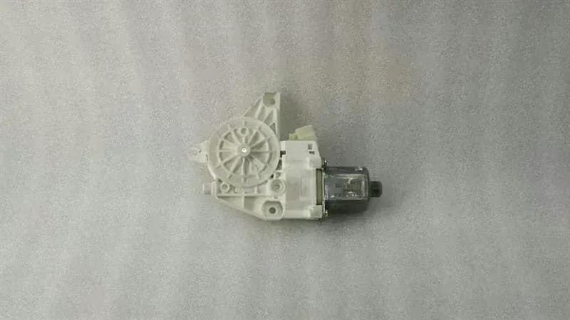 Mercedes W204 window regulator motor front left A2048200142 door window motor FLH