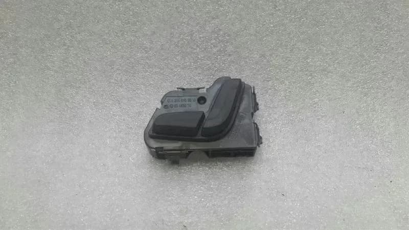 Mercedes C Class W204 Right Seat Switch A2048709010 Seat Right Switch
