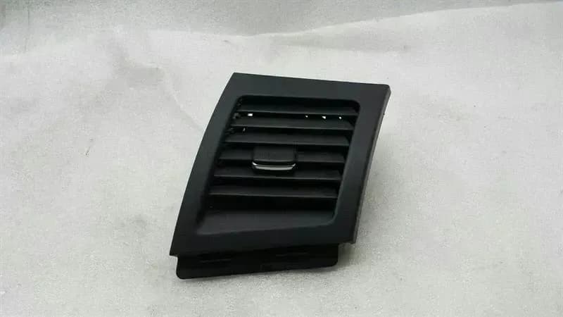 MITSUBISHI Mitsubishi Lancer X right air vent 8030A084XA ventilation nozzle ventilation grille right