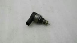BMW BMW 5 Series E61 E60 Fuel Pressure Sensor 0281002738 Pressure Sensor 3.0D — thumbnail 6