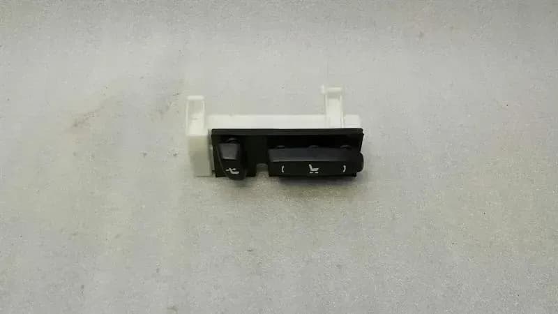 LEXUS LEXUS ISF IS Right Seat Switch 84070-53070 Seat Switch Right