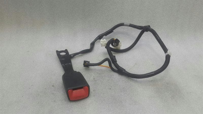 LEXUS XUS ISF II Left Belt Buckle 73230-53130-C0 Belt Lock Left