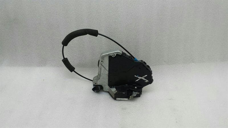 LEXUS XUS ISF IS II Door Lock Front 69030-53110 Front Right Door Lock KEYLESS GO