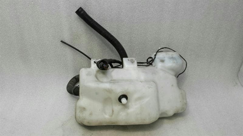 BMW BMW 5 Series E39 Washer Fluid Reservior 8364941 Wipe Water Tank