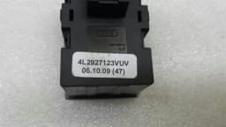 AUDI Audi A6 4F RHD Instrument Cluster Switch 4L2927123VUV Right Hand Drive — thumbnail 4